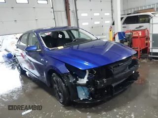 2023 Hyundai Elantra SEL z VIN KMHLM4AG7PU475728, wystawiony jako IAAI lot #41239761 z przebiegiem 48 094 mil mil oraz . Historia ofert i sprzedaży dostępna na DreamBid. Obrazek 1.