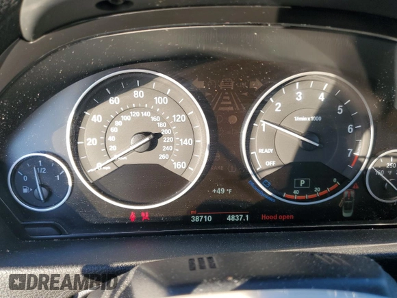 2018 BMW 4 Series 430i xDrive with VIN WBA4Z3C50JEC56661, listed as a Copart auction lot 87767045 with 38,710 mi miles and Salvage Title. Bid and sale history available at DreamBid. Image 9.