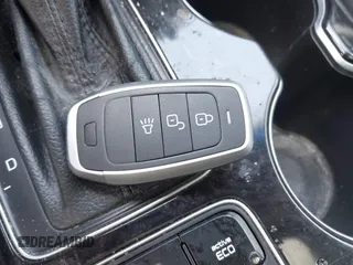 2014 Kia Sorento SX z VIN 5XYKWDA75EG461948, wystawiony jako IAAI lot #42180084 z przebiegiem 123 917 mil mil oraz . Historia ofert i sprzedaży dostępna na DreamBid. Obrazek 11.