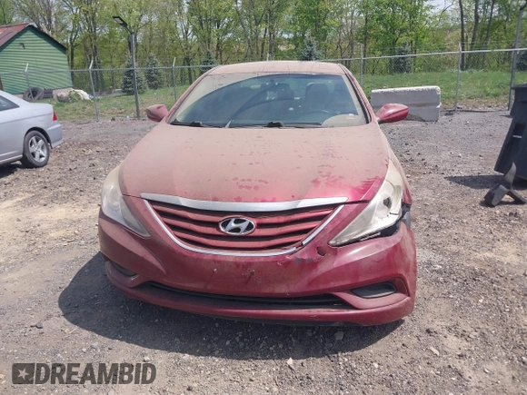 2011 Hyundai Sonata GLS with VIN 5NPEB4AC8BH158737, listed as a IAAI auction lot 42183929 with 221,589 mi miles. Bid and sale history available at carsss.com. Image 6.