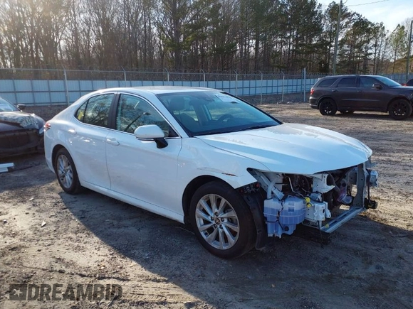 2024 Toyota Camry LE z VIN 4T1C11AK3RU879043, wystawiony jako IAAI lot #41601018 z przebiegiem 38 442 mil mil oraz . Historia ofert i sprzedaży dostępna na DreamBid. Obrazek 1.