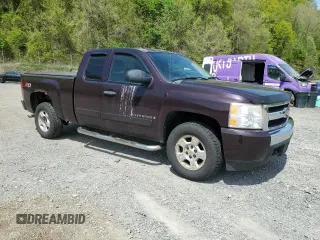 2008 Chevrolet Silverado 1500 1LT with VIN 2GCEK19JX81184901, listed as a Copart auction lot 55455465 with 180,188 mi miles and Clean Title. Bid and sale history available at DreamBid. Image 4.