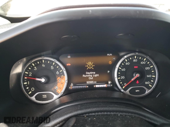 2015 Jeep Renegade Limited with VIN ZACCJBDT4FPB26634, listed as a Copart auction lot 52009035 with 92,995 mi miles and Salvage title. Bid and sale history available at DreamBid. Image 9.