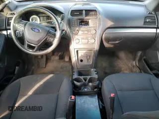 2016 Ford Police Interceptor Utility z VIN 1FM5K8AR0GGA28891, wystawiony jako Copart lot #48029425 z przebiegiem 83 772 mil mil oraz Szkoda całkowita • Salvage title. Historia ofert i sprzedaży dostępna na DreamBid. Obrazek 8.