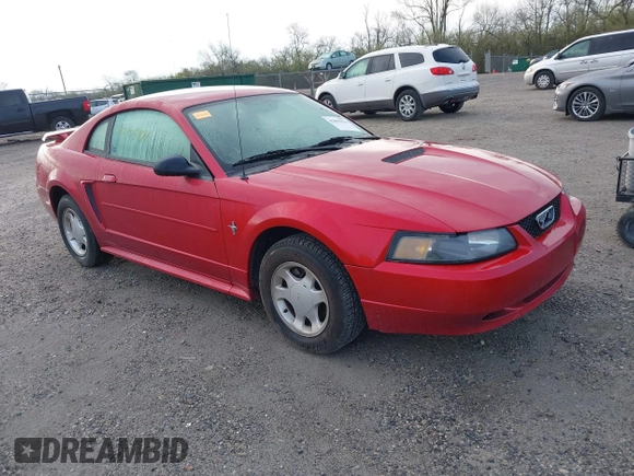 2001 Ford Mustang Standard with VIN 1FAFP40421F191957, listed as a IAAI auction lot 42005976 with 52,882 mi miles. Bid and sale history available at carsss.com. Image 1.