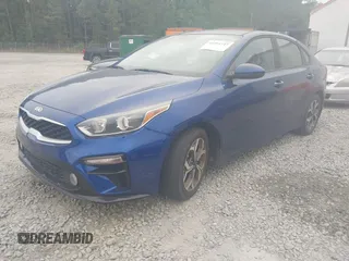 2020 Kia Forte LXS z VIN 3KPF24AD6LE170744, wystawiony jako IAAI lot #42294747 z przebiegiem 67 854 mil mil oraz . Historia ofert i sprzedaży dostępna na DreamBid. Obrazek 2.