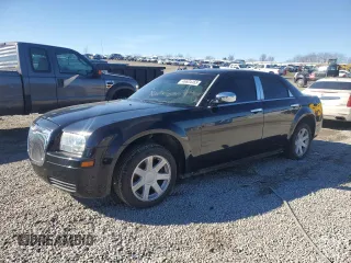2005 Chrysler 300 with VIN 2C3JA43R45H627195, listed as a Copart auction lot 46604465 with 252,795 mi miles and Salvage Title. Bid and sale history available at carsss.com. Image 1.