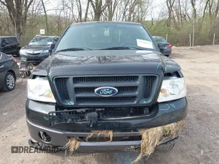 2006 Ford F-150 XLT с VIN 1FTPX04516KD06394, выставлен на аукционе IAAI как лот 41940916 с пробегом 169 274 миль миль и . История ставок и продаж доступна на DreamBid. Изображение 6.