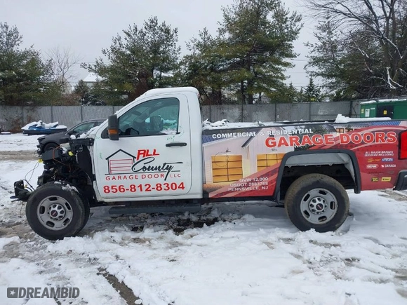 2016 GMC Sierra 2500HD with VIN 1GT02REG9GZ427283, listed as a IAAI auction lot 41513132 with 100,193 mi miles. Bid and sale history available at carsss.com. Image 14.