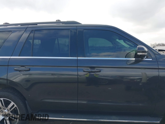 2022 Ford Expedition XLT with VIN 1FMJU1HT0NEA56894, listed as a IAAI auction lot 41450620 with 23,695 mi miles. Bid and sale history available at carsss.com. Image 13.