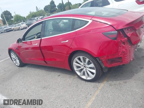 2020 Tesla Model 3 Standard Range Plus z VIN 5YJ3E1EA7LF806266, wystawiony jako IAAI lot #42242694 z przebiegiem 42 044 mil mil oraz . Historia ofert i sprzedaży dostępna na DreamBid. Obrazek 15.