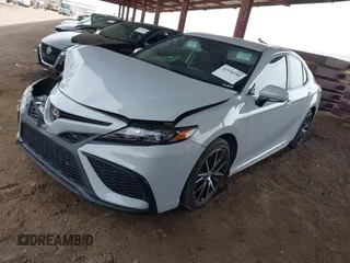 2023 Toyota Camry SE with VIN 4T1G11AK4PU105737, listed as a IAAI auction lot 41936590 with 31,066 mi miles. Bid and sale history available at carsss.com. Image 2.