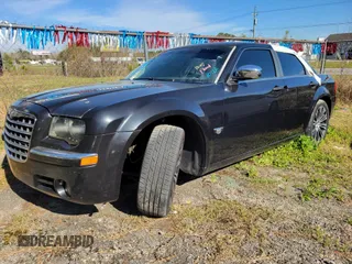 2007 Chrysler 300 C with VIN 2C3LA63HX7H722441, listed as a IAAI auction lot 41849863 with 157,147 mi miles. Bid and sale history available at carsss.com. Image 1.
