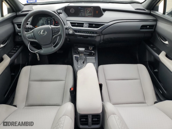 2022 Lexus UX with VIN JTHX3JBH9N2054938, listed as a Copart auction lot 43940695 with 27,002 mi miles and Salvage Title. Bid and sale history available at carsss.com. Image 8.