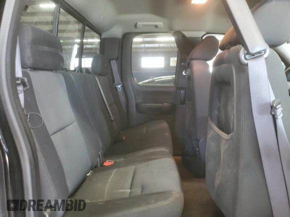 2013 GMC Sierra 1500 SLE z VIN 1GTR2VE77DZ276469, wystawiony jako Copart lot #47900465 z przebiegiem 218 729 mil mil oraz Czysty tytuł • Clean title. Historia ofert i sprzedaży dostępna na DreamBid. Obrazek 10.