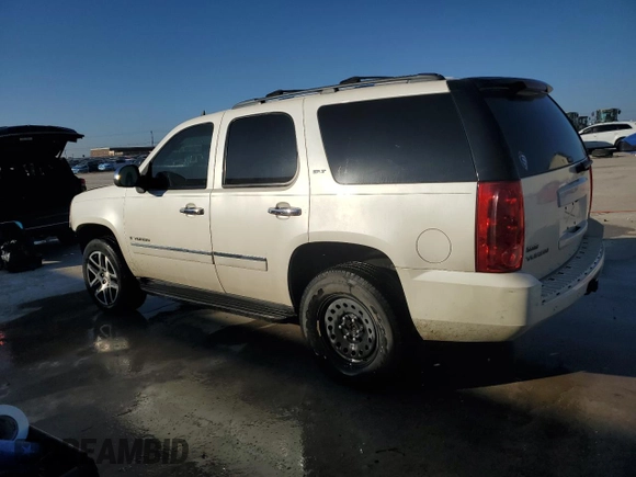 2009 GMC Yukon SLT w/4SB with VIN 1GKFK33099R167410, listed as a Copart auction lot 43352255 with 326,972 mi miles and Salvage Title. Bid and sale history available at carsss.com. Image 2.