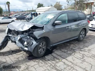 2017 Nissan Pathfinder SV with VIN 5N1DR2MN5HC903100, listed as a IAAI auction lot 41721305 with 108,793 mi miles. Bid and sale history available at carsss.com. Image 2.