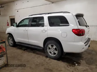 2013 Toyota Sequoia SR5 with VIN 5TDBW5G18DS083294, listed as a Copart auction lot 44613895 with 260,983 mi miles and Salvage Title. Bid and sale history available at carsss.com. Image 2.