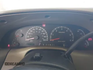 2000 Ford F-150 XL with VIN 1FTRX17L7YNA66620, listed as a IAAI auction lot 42622639 with Not provided miles and . Bid and sale history available at DreamBid. Image 7.