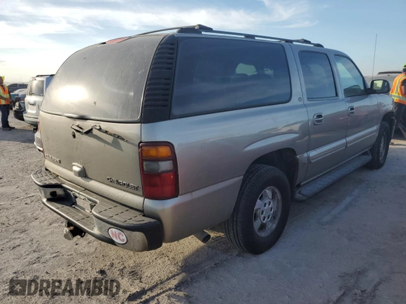 2002 Chevrolet Suburban LT with VIN 1GNFK16Z52J308107, listed as a Copart auction lot 75179084 with 0 mi miles and Salvage Title. Bid and sale history available at carsss.com. Image 3.