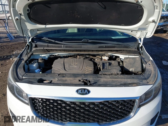 2017 Kia Sedona LX with VIN KNDMB5C15H6315754, listed as a IAAI auction lot 41428668 with 46,023 mi miles. Bid and sale history available at carsss.com. Image 10.