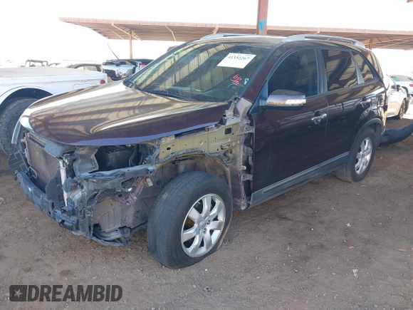 2013 Kia Sorento LX with VIN 5XYKT4A26DG368495, listed as a IAAI auction lot 41332267 with 226,386 mi miles. Bid and sale history available at carsss.com. Image 2.