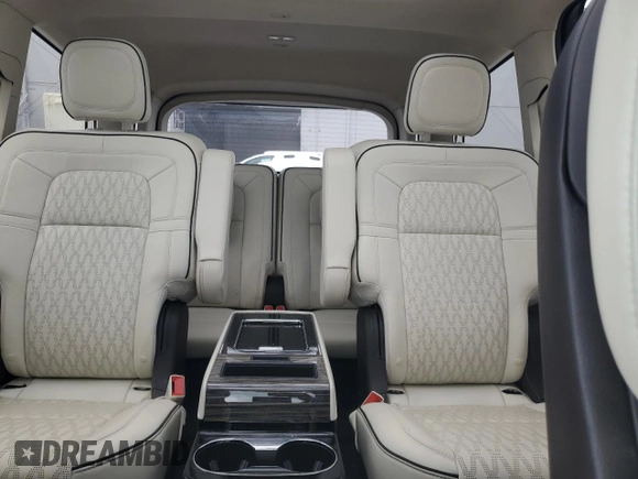 2020 Lincoln Aviator Black Label with VIN 5LM5J9XC7LGL01022, listed as a Copart auction lot 61236505 with 80,510 mi miles and Salvage title. Bid and sale history available at DreamBid. Image 10.