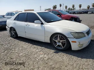 2001 Lexus IS 300/350 z VIN JTHBD182110029807, wystawiony jako Copart lot #56356605 z przebiegiem 157 141 mil mil oraz Szkody całkowita. Historia ofert i sprzedaży dostępna na DreamBid. Obrazek 4.
