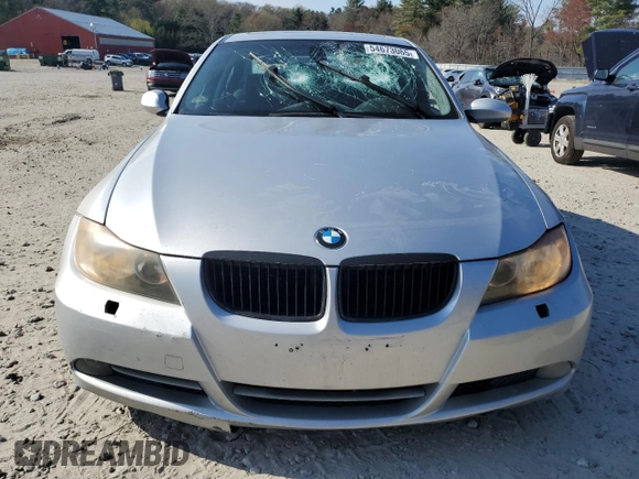 2008 BMW 3 Series 328xi with VIN WBAVC73538KX91988, listed as a Copart auction lot 54673065 with 188,012 mi miles and Clean title. Bid and sale history available at DreamBid. Image 5.