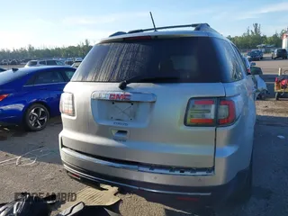 2015 GMC Acadia SLT z VIN 1GKKRRKD6FJ116331, wystawiony jako IAAI lot #41896169 z przebiegiem 231 219 mil mil oraz . Historia ofert i sprzedaży dostępna na DreamBid. Obrazek 16.