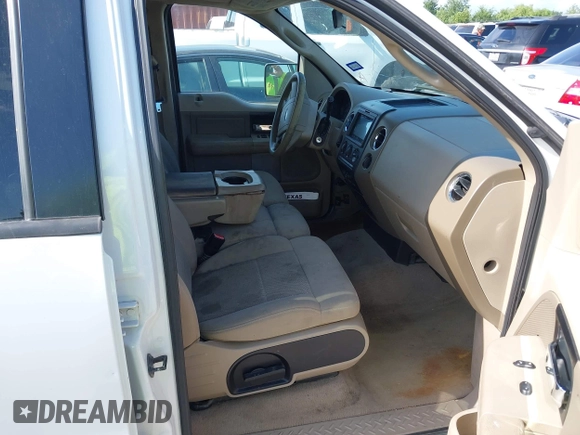 2006 Ford F-150 XLT с VIN 1FTRW12W56FA74310, выставлен на аукционе IAAI как лот 42534134 с пробегом 300 638 миль миль и . История ставок и продаж доступна на DreamBid. Изображение 5.