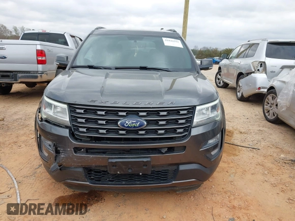 2017 Ford Explorer XLT with VIN 1FM5K7D81HGD48249, listed as a IAAI auction lot 41844312 with 122,507 mi miles and . Bid and sale history available at carsss.com. Image 12.