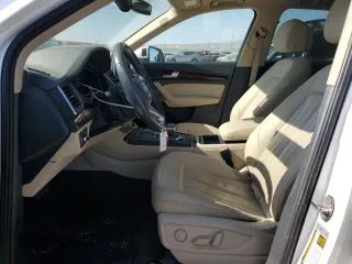 2018 Audi Q5 Premium Plus с VIN WA1BNAFY2J2013541, выставлен на аукционе Copart как лот 60623045 с пробегом 88 200 миль миль и Списание • Salvage title. История ставок и продаж доступна на DreamBid. Изображение 7.
