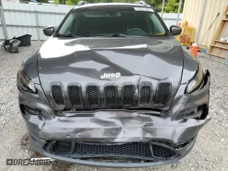 2016 Jeep Cherokee Altitude with VIN 1C4PJMCS7GW271788, listed as a Copart auction lot 83517694 with 108,940 mi miles and Non Repairable. Bid and sale history available at carsss.com. Image 5.