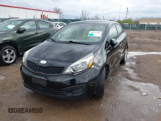 2013 Kia Rio LX z VIN KNADM4A39D6210988, wystawiony jako IAAI lot #41875368 z przebiegiem 161 570 mil mil oraz . Historia ofert i sprzedaży dostępna na DreamBid. Obrazek 13.