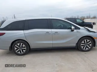 2025 Honda Odyssey EX-L with VIN 5FNRL6H60SB019825, listed as a IAAI auction lot 41295242 with 1,326 mi miles. Bid and sale history available at carsss.com. Image 13.