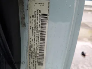 2006 Volkswagen Beetle с VIN 3VWRF31Y26M330401, выставлен на аукционе Copart как лот 50968515 с пробегом Не указан миль и Списание • Salvage title. История ставок и продаж доступна на DreamBid. Изображение 12.