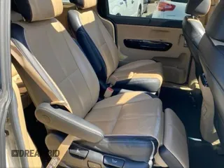 2016 Kia Sedona SX-L with VIN KNDME5C14G6185620, listed as a Copart auction lot 48830215 with 165,474 mi miles and Clean Title. Bid and sale history available at carsss.com. Image 6.