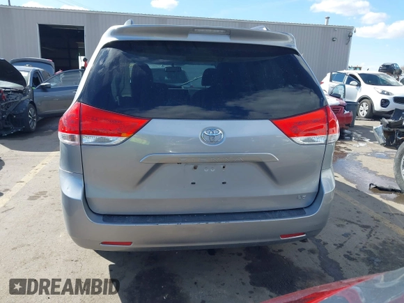 2012 Toyota Sienna LE AAS with VIN 5TDKK3DC1CS264239, listed as a IAAI auction lot 41839022 with 221,769 mi miles. Bid and sale history available at carsss.com. Image 16.