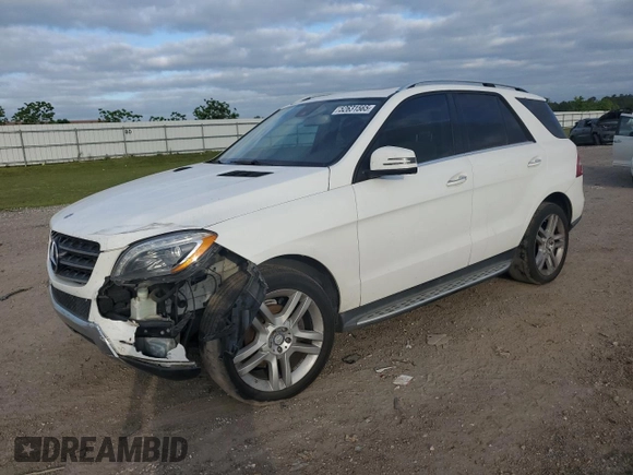 2015 Mercedes-Benz M 350 z VIN 4JGDA5JBXFA527876, wystawiony jako Copart lot #52631565 z przebiegiem 178 818 mil mil oraz Szkoda całkowita • Salvage title. Historia ofert i sprzedaży dostępna na DreamBid. Obrazek 1.
