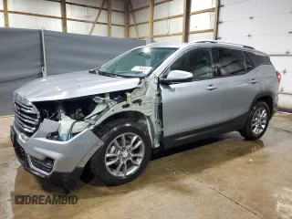 2024 GMC Terrain SLT z VIN 3GKALPEG6RL191647, wystawiony jako Copart lot #58021375 z przebiegiem 39 495 mil mil oraz Czysty tytuł • Clean title. Historia ofert i sprzedaży dostępna na DreamBid. Obrazek 1.
