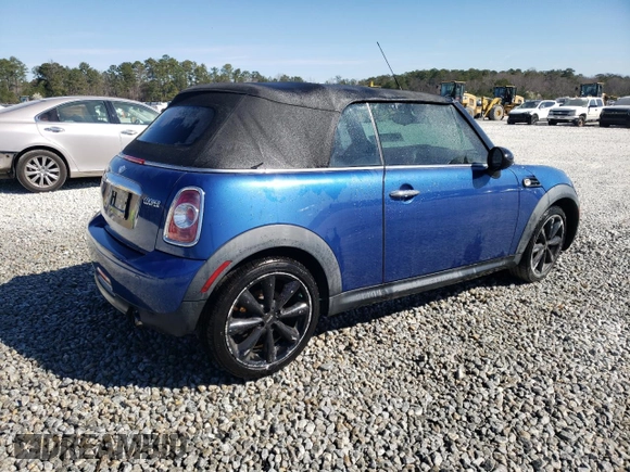 2015 MINI Convertible с VIN WMWZN3C57FT862587, выставлен на аукционе Copart как лот 46977995 с пробегом 79 587 миль миль и Списание • Salvage title. История ставок и продаж доступна на DreamBid. Изображение 3.