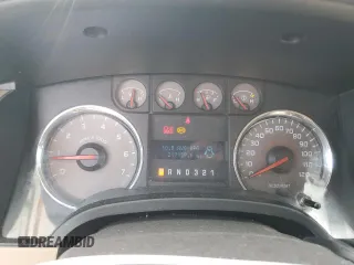 2009 Ford F-150 XLT z VIN 1FTRX12VX9FA60671, wystawiony jako Copart lot #57500425 z przebiegiem 217 159 mil mil oraz Nie do naprawy • Non repairable. Historia ofert i sprzedaży dostępna na DreamBid. Obrazek 9.