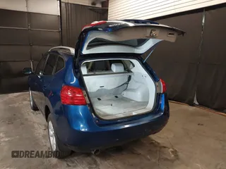 2008 Nissan Rogue SL with VIN JN8AS58V58W140411, listed as a IAAI auction lot 41823823 with 165,565 mi miles and . Bid and sale history available at DreamBid. Image 3.