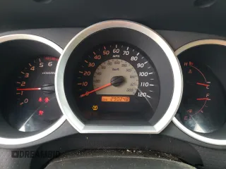 2006 Toyota Tacoma PreRunner z VIN 3TMJU62N16M012992, wystawiony jako Copart lot #55674465 z przebiegiem 290 248 mil mil oraz Szkoda całkowita • Salvage title. Historia ofert i sprzedaży dostępna na DreamBid. Obrazek 9.
