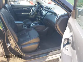 2016 Nissan Rogue SL with VIN 5N1AT2MV5GC785553, listed as a IAAI auction lot 42022397 with 181,026 mi miles and . Bid and sale history available at DreamBid. Image 5.