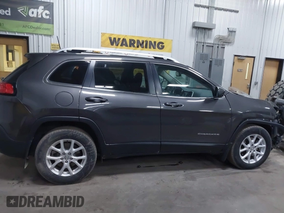 2018 Jeep Cherokee Latitude Plus with VIN 1C4PJMLX9JD556278, listed as a IAAI auction lot 41423924 with 55,941 mi miles. Bid and sale history available at carsss.com. Image 13.