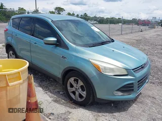2013 Ford Escape SE с VIN 1FMCU0GX2DUB43806, выставлен на аукционе IAAI как лот 42414719 с пробегом 133 761 миль миль и . История ставок и продаж доступна на DreamBid. Изображение 1.