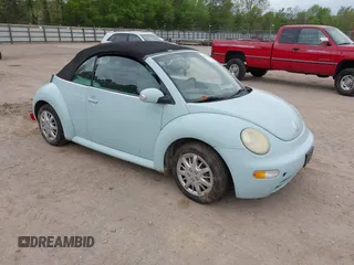 2005 Volkswagen Beetle GL with VIN 3VWBM31Y45M313007, listed as a IAAI auction lot 42075021 with 176,274 mi miles and . Bid and sale history available at DreamBid. Image 1.