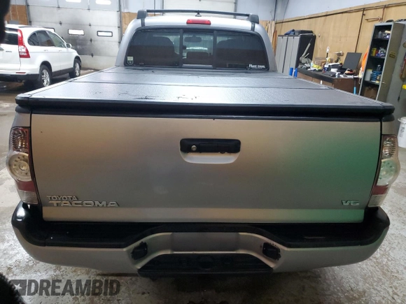 2014 Toyota Tacoma with VIN 5TFMU4FN8EX019541, listed as a Copart auction lot 55295645 with 206,725 mi miles and Clean title. Bid and sale history available at DreamBid. Image 6.